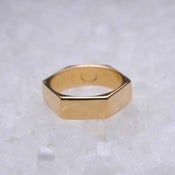 Image of Medium Nut Ring