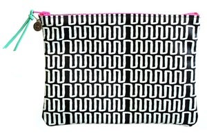 Image of Clutch- Black Leather with White Heart Beat 