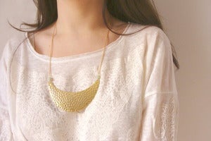 Image of Crescent Colgantes / Necklaces