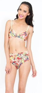 Image of Vintage Bikini Wrap Bikini Top - Flora print