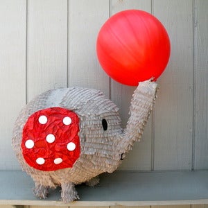 Image of Elephant Piñata 
