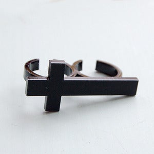 Image of Black Double Finger Cross Ring 