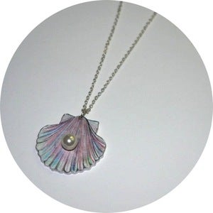 Image of Pearl Shell Necklace