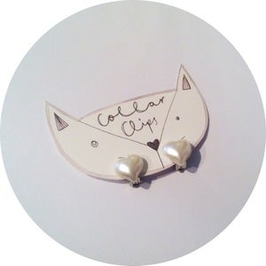 Image of Collar Adornments: Pearl Heart Clips