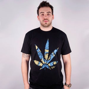 Image of Trippy Leaf T