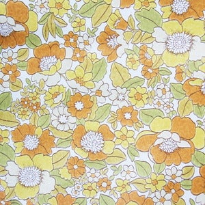 Image of Wallpaper/yellow flowers