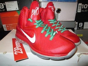 Image of LeBron IX (9) "December 25th / Christmas"