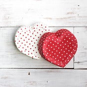Image of Paper Bakeware Heart Cake Pan